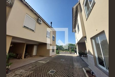 Casa de condomínio à venda com 140m², 3 quartos e 2 vagas Casa de condomínio à venda com 140m², 3 quartos e 2 vagasÁrea comum