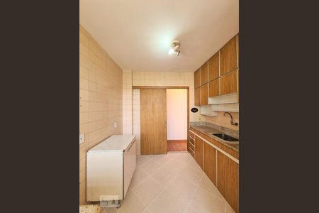 Apartamento à venda com 68m², 2 quartos e 1 vagaCozinha