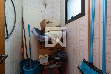 Apartamento para alugar com 115m², 3 quartos e 2 vagasBanheiro de Serviço