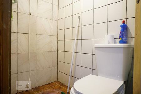Casa de condomínio à venda com 150m², 5 quartos e 1 vagaCasa 2 - Banheiro