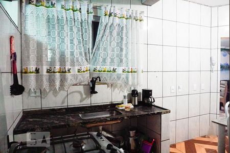 Casa de condomínio à venda com 150m², 5 quartos e 1 vagaCasa 1 - Cozinha