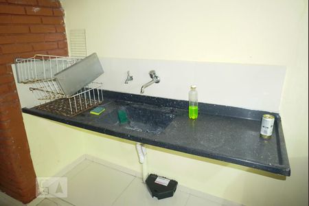 Casa de condomínio à venda com 150m², 5 quartos e 1 vagaSalão de Festa com Churrasqueira