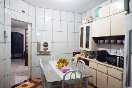 Casa de condomínio à venda com 150m², 5 quartos e 1 vagaCasa 1 - Cozinha