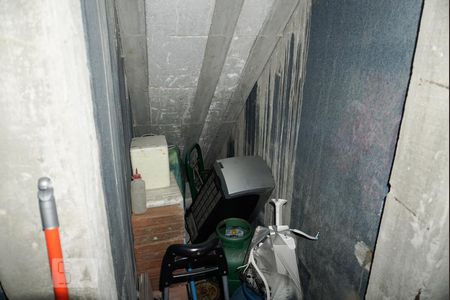 Casa de condomínio à venda com 150m², 5 quartos e 1 vagaCasa 1 - Lavanderia