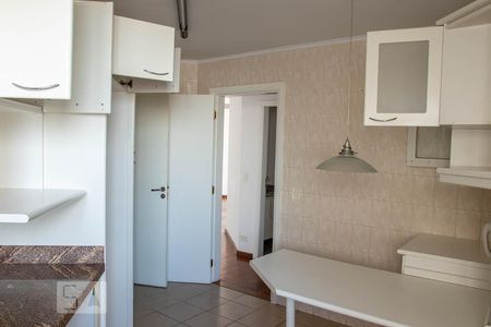 Apartamento à venda com 130m², 3 quartos e 2 vagasCozinha