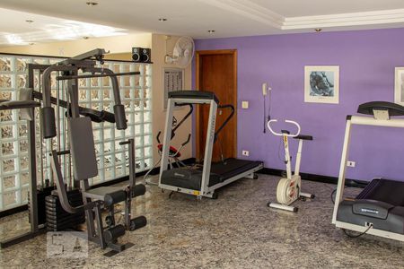 Apartamento à venda com 130m², 3 quartos e 2 vagasAcademia