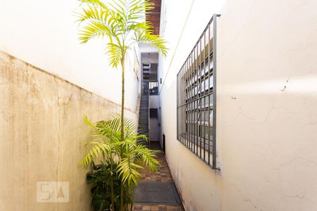 Casa à venda com 162m², 3 quartos e 2 vagas Casa à venda com 162m², 3 quartos e 2 vagasCorredor