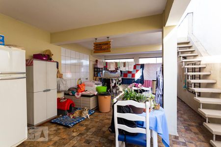 Casa à venda com 162m², 3 quartos e 2 vagas Casa à venda com 162m², 3 quartos e 2 vagasQuintal