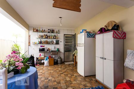 Casa à venda com 162m², 3 quartos e 2 vagas Casa à venda com 162m², 3 quartos e 2 vagasQuintal