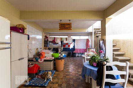 Casa à venda com 162m², 3 quartos e 2 vagas Casa à venda com 162m², 3 quartos e 2 vagasQuintal