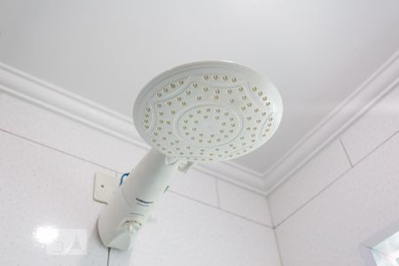 Casa à venda com 162m², 3 quartos e 2 vagas Casa à venda com 162m², 3 quartos e 2 vagasChuiveiro