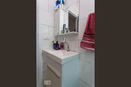 Banheiro de casa à venda com 3 quartos, 162m² em Santo Antônio, Osasco