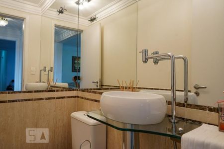 Apartamento para alugar com 234m², 4 quartos e 5 vagasLavabo