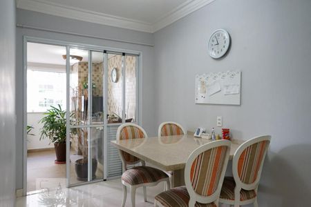 Apartamento para alugar com 234m², 4 quartos e 5 vagasCopa