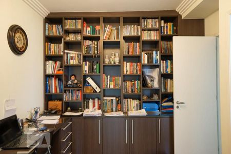 Apartamento para alugar com 234m², 4 quartos e 5 vagasQuarto 4