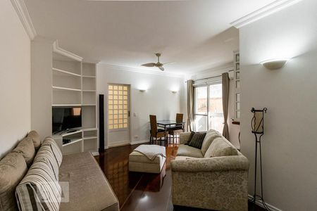 Sala de apartamento para alugar com 1 quarto, 56m² em Vila Nova Conceição, São Paulo