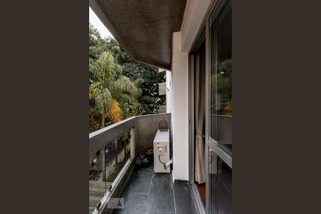 Apartamento para alugar com 56m², 1 quarto e 1 vaga Apartamento para alugar com 56m², 1 quarto e 1 vagaVaranda