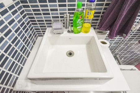 Casa à venda com 200m², 4 quartos e 2 vagasBanheiro 2