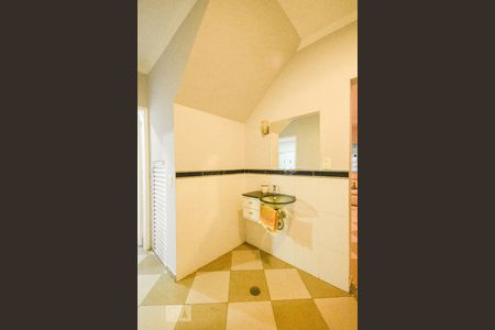 Casa à venda com 200m², 4 quartos e 2 vagasLavabo