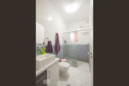 Casa à venda com 200m², 4 quartos e 2 vagasBanheiro 2