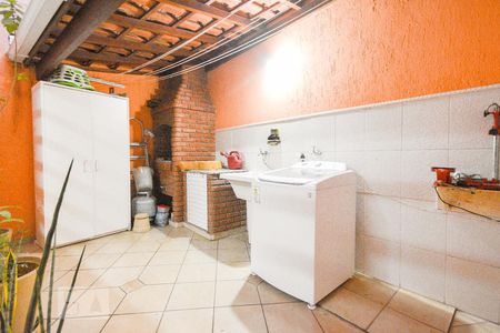 Casa à venda com 200m², 4 quartos e 2 vagasChurrasqueira