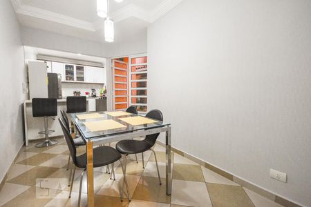 Casa à venda com 200m², 4 quartos e 2 vagasSala de Jantar