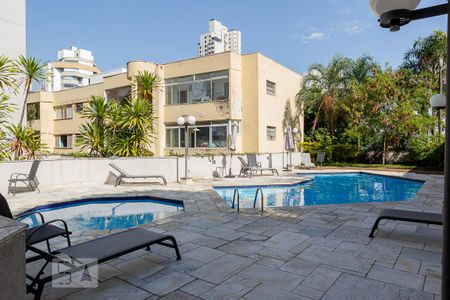 Apartamento à venda com 64m², 2 quartos e 1 vaga Apartamento à venda com 64m², 2 quartos e 1 vagaPiscina