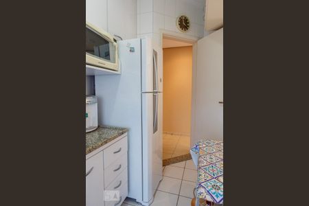 Apartamento à venda com 64m², 2 quartos e 1 vaga Apartamento à venda com 64m², 2 quartos e 1 vagaCozinha