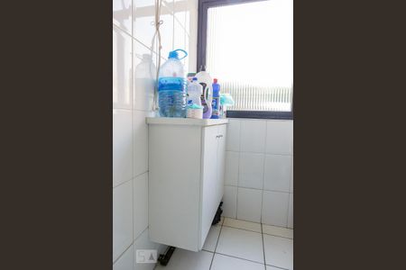 Apartamento à venda com 64m², 2 quartos e 1 vaga Apartamento à venda com 64m², 2 quartos e 1 vagaÁrea de Serviço