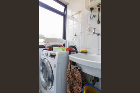 Apartamento à venda com 64m², 2 quartos e 1 vaga Apartamento à venda com 64m², 2 quartos e 1 vagaÁrea de Serviço