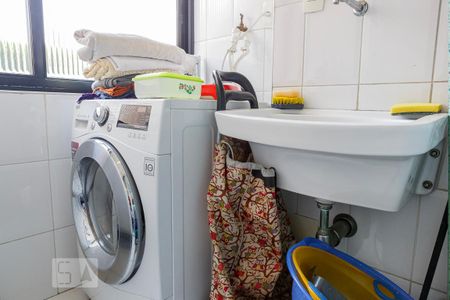 Apartamento à venda com 64m², 2 quartos e 1 vaga Apartamento à venda com 64m², 2 quartos e 1 vagaÁrea de Serviço