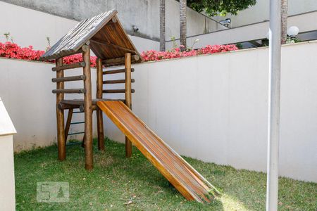 Apartamento à venda com 64m², 2 quartos e 1 vaga Apartamento à venda com 64m², 2 quartos e 1 vagaPlayground