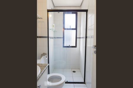 Apartamento à venda com 64m², 2 quartos e 1 vaga Apartamento à venda com 64m², 2 quartos e 1 vagaBanheiro