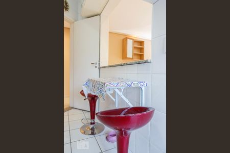 Apartamento à venda com 64m², 2 quartos e 1 vaga Apartamento à venda com 64m², 2 quartos e 1 vagaCozinha