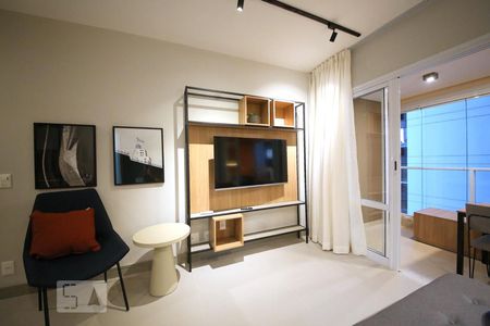 Sala de kitnet/studio para alugar com 1 quarto, 42m² em Campo Belo, São Paulo