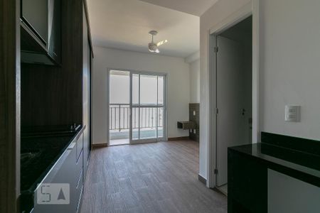 Sala de kitnet/studio para alugar com 1 quarto, 25m² em Belenzinho, São Paulo