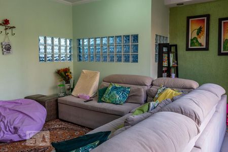 Sala de casa para alugar com 3 quartos, 168m² em Jardim dos Camargos, Barueri