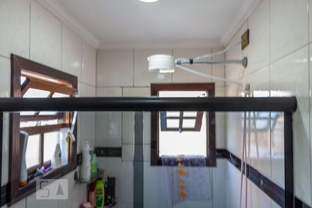 Casa à venda com 168m², 3 quartos e 4 vagas Casa à venda com 168m², 3 quartos e 4 vagasSuíte 3 - Bnaheiro