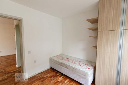 Quarto 2 de apartamento para alugar com 2 quartos, 70m² em Partenon, Porto Alegre