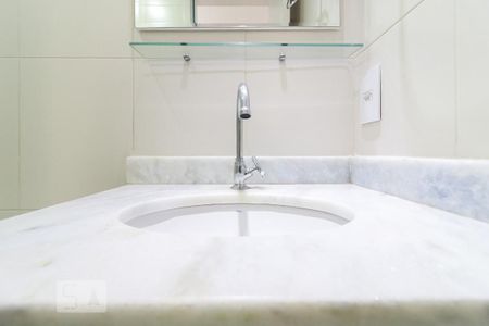 Apartamento para alugar com 80m², 3 quartos e 2 vagas Apartamento para alugar com 80m², 3 quartos e 2 vagasBanheiro