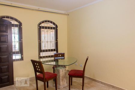 Sala de casa para alugar com 2 quartos, 152m² em Vila Helena, Santo André