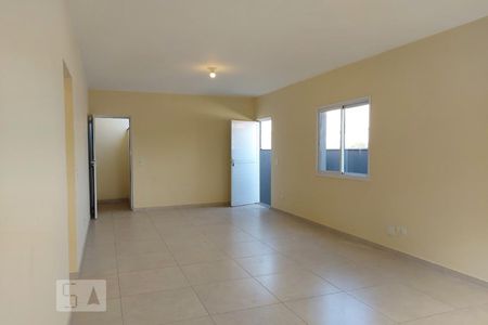 Sala/ cozinha de casa para alugar com 2 quartos, 70m² em Santa Maria, Osasco