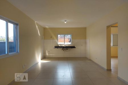 Sala/ cozinha de casa para alugar com 2 quartos, 70m² em Santa Maria, Osasco