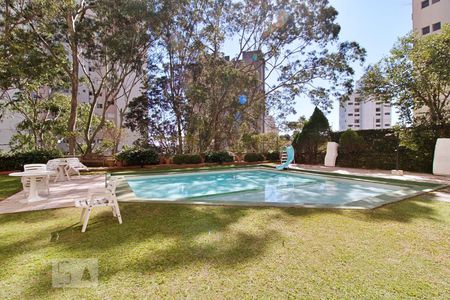 Apartamento para alugar com 68m², 2 quartos e 1 vagaÁrea comum - Piscina