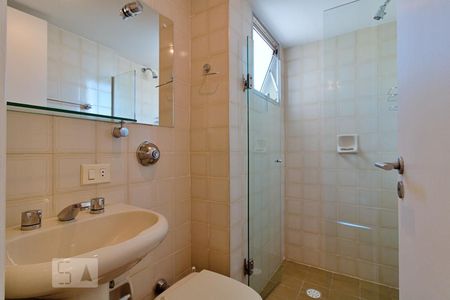 Apartamento para alugar com 68m², 2 quartos e 1 vagaBanheiro 