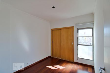 Apartamento para alugar com 68m², 2 quartos e 1 vagaQuarto 2