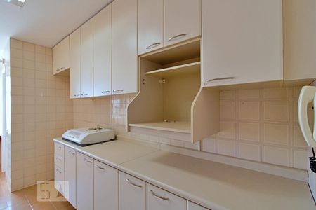 Apartamento para alugar com 68m², 2 quartos e 1 vagaCozinha