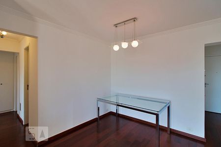 Sala de apartamento para alugar com 2 quartos, 68m² em Vila Suzana, São Paulo