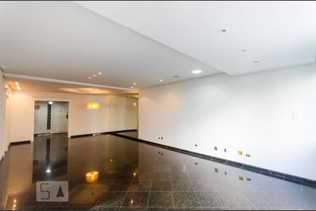 Sala de apartamento para alugar com 3 quartos, 180m² em Gonzaga, Santos