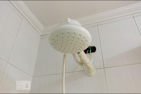 Apartamento para alugar com 180m², 3 quartos e 2 vagas Apartamento para alugar com 180m², 3 quartos e 2 vagasChuveiro
